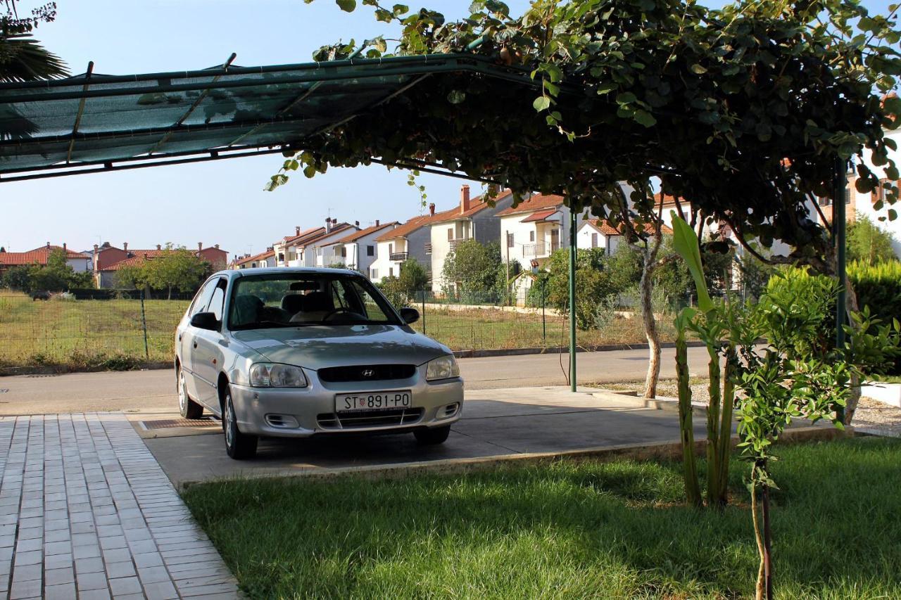 Apartments With A Parking Space Umag - 7109 외부 사진